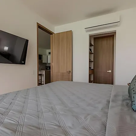 Vista A Laguna Cristalina + 2 Alc + Parking Apartamento *